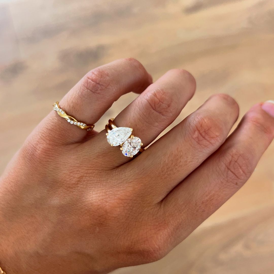 2.5ct Pear & Oval Cut Toi Et Moi Lab Grown Diamond Ring Stunning diamond ring, classic gold band, engagement proposals, high-end jewelry, wedding occasions. YouTube Amazon Facebook Weather Google Gmail Wordless WhatsApp Web Translate News blog post ring ceremony Article Life Money 2025 design Ring Ceremony Diamond Shape Diamond Ring Surat Diamond India Market Diamond Ring for Her Diamond Ring for Men Diamond Ring Women Engagement Ring Finger For Her Finger Ring Gold Ring Bluestone Ring Diamond Ring Price 
